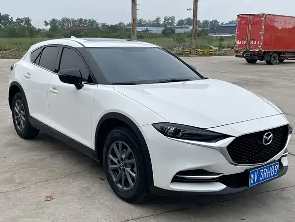 Mazda CX-4 2023