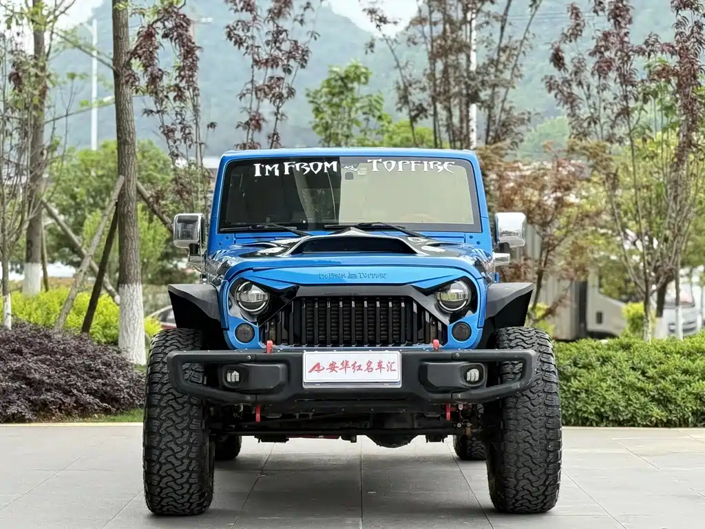 Jeep Wrangler 2017 — фото 2