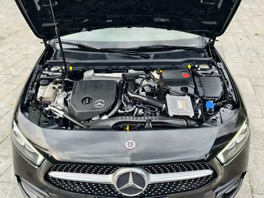 Mercedes-Benz A-Class 2021 — фото 13