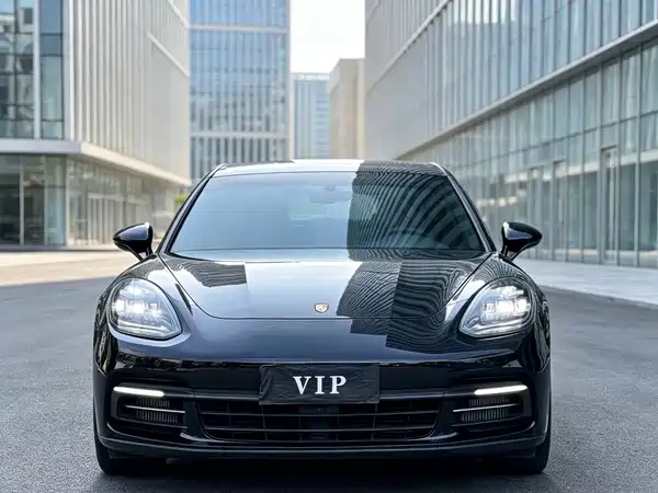 Porsche Panamera 2018