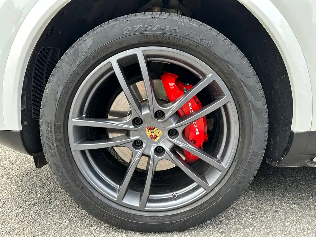 Porsche Cayenne 2020 — фото 13