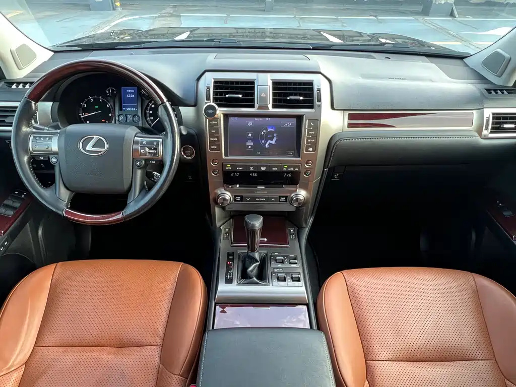 Lexus GX 2015 — фото 10