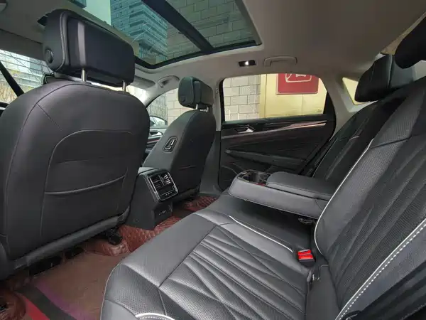 Volkswagen Passat 2023