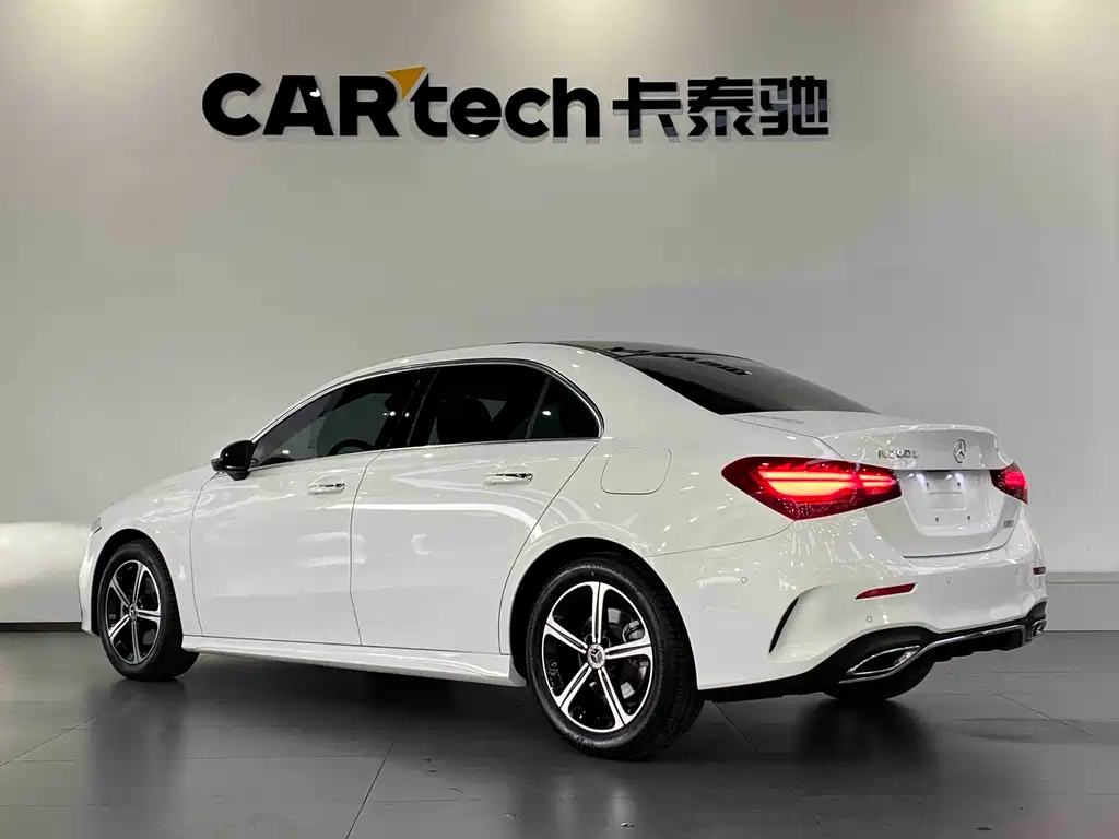 Mercedes-Benz A-Class 2023 — фото 19
