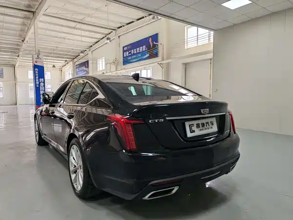 Cadillac CT5 2023