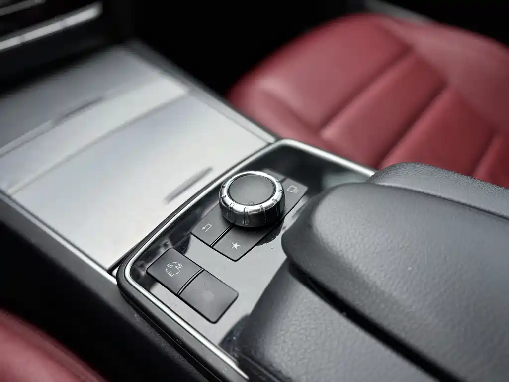 Mercedes-Benz E-Class 2015 — фото 14