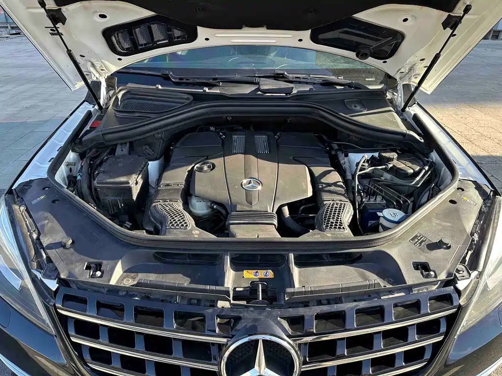 Mercedes-Benz M-Class 2014 — фото 16