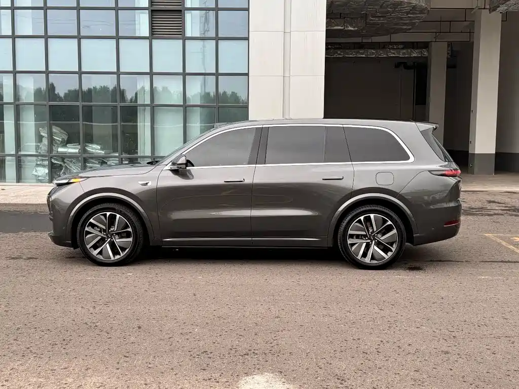 Li Auto Li L9 2024