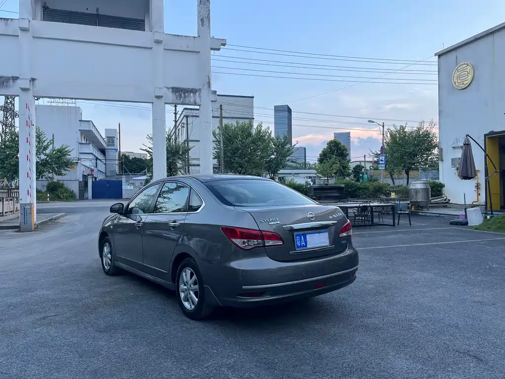 Nissan Sylphy 2015