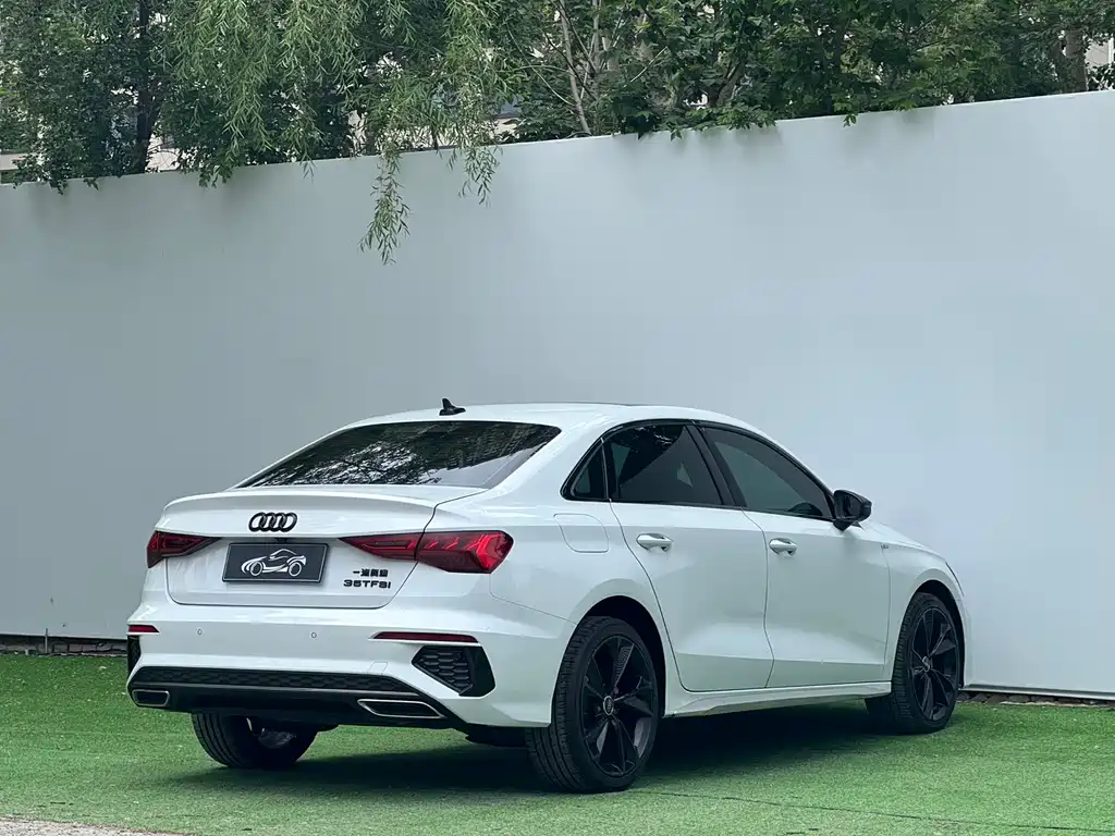 Audi A3 2022 — фото 7