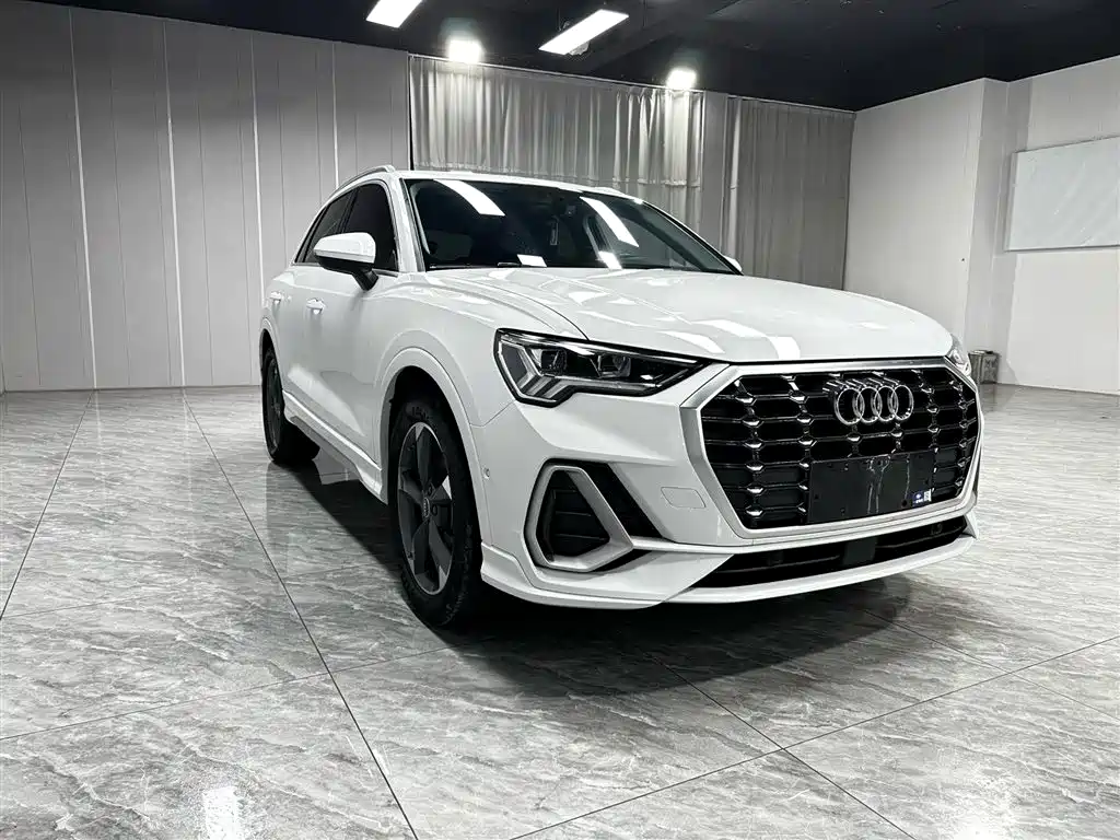 Audi Q3 2022