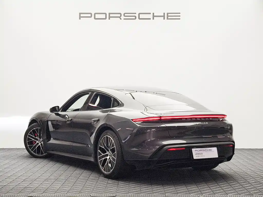 Porsche Taycan 2020 — фото 3