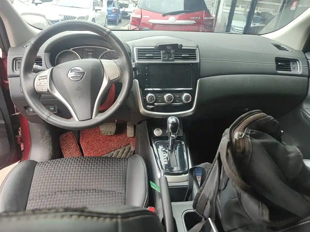 Nissan Tiida 2020 — фото 10