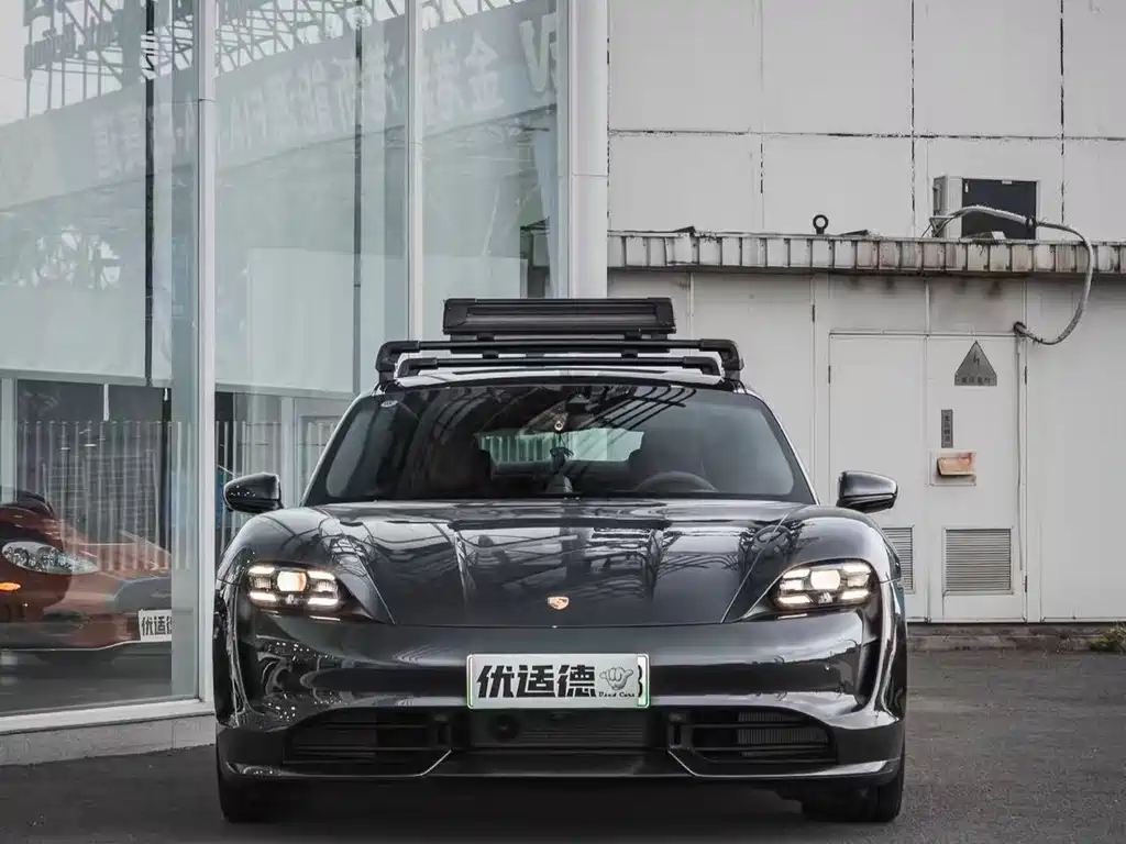 Porsche Taycan 2020