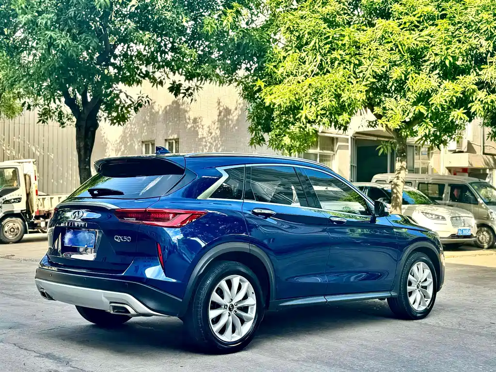 Infiniti QX50 2019 — фото 12
