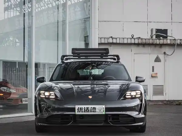 Porsche Taycan 2020