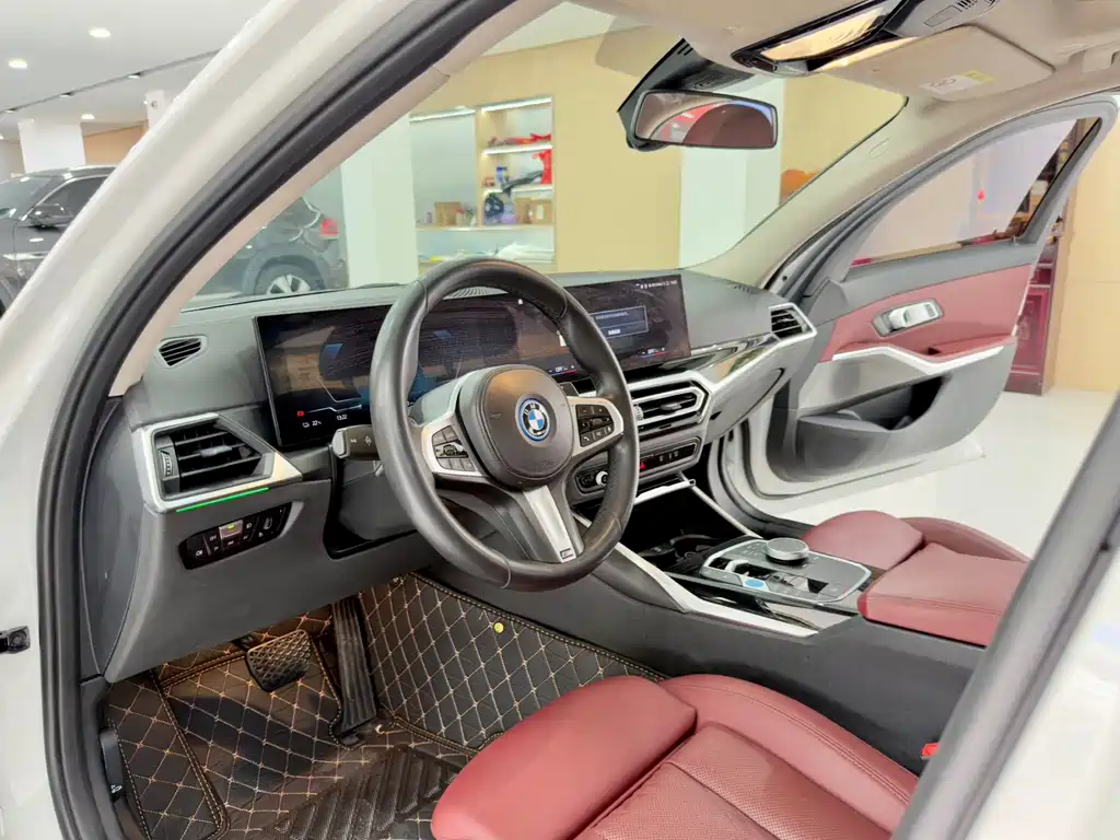 BMW i3 2023 — фото 4