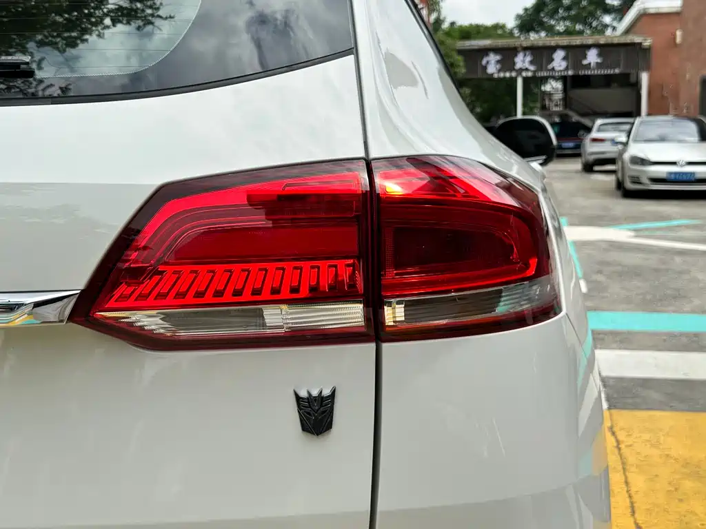 Haval H2s 2018 — фото 15