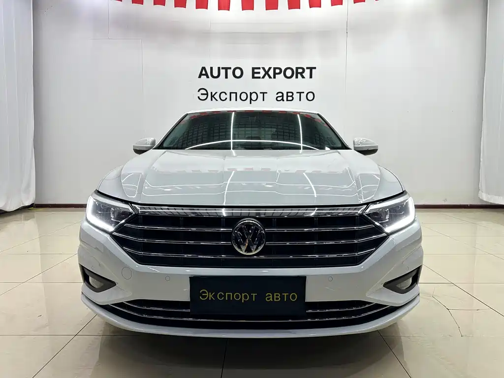 Volkswagen Sagitar 2022