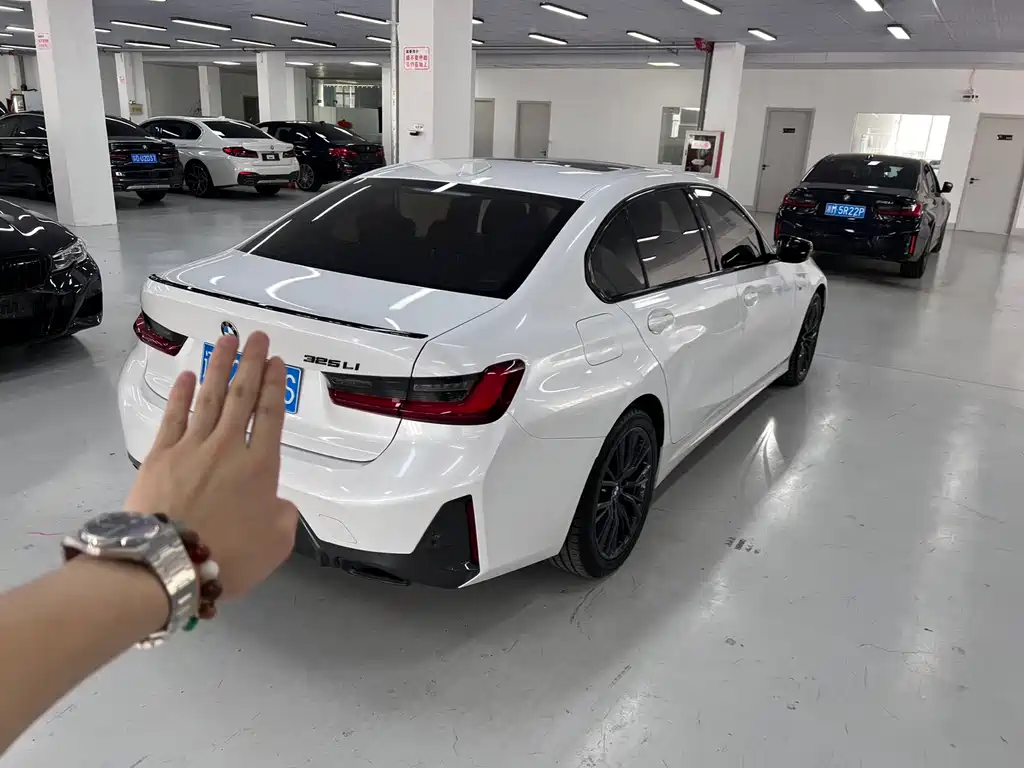 BMW 3 Series 2023