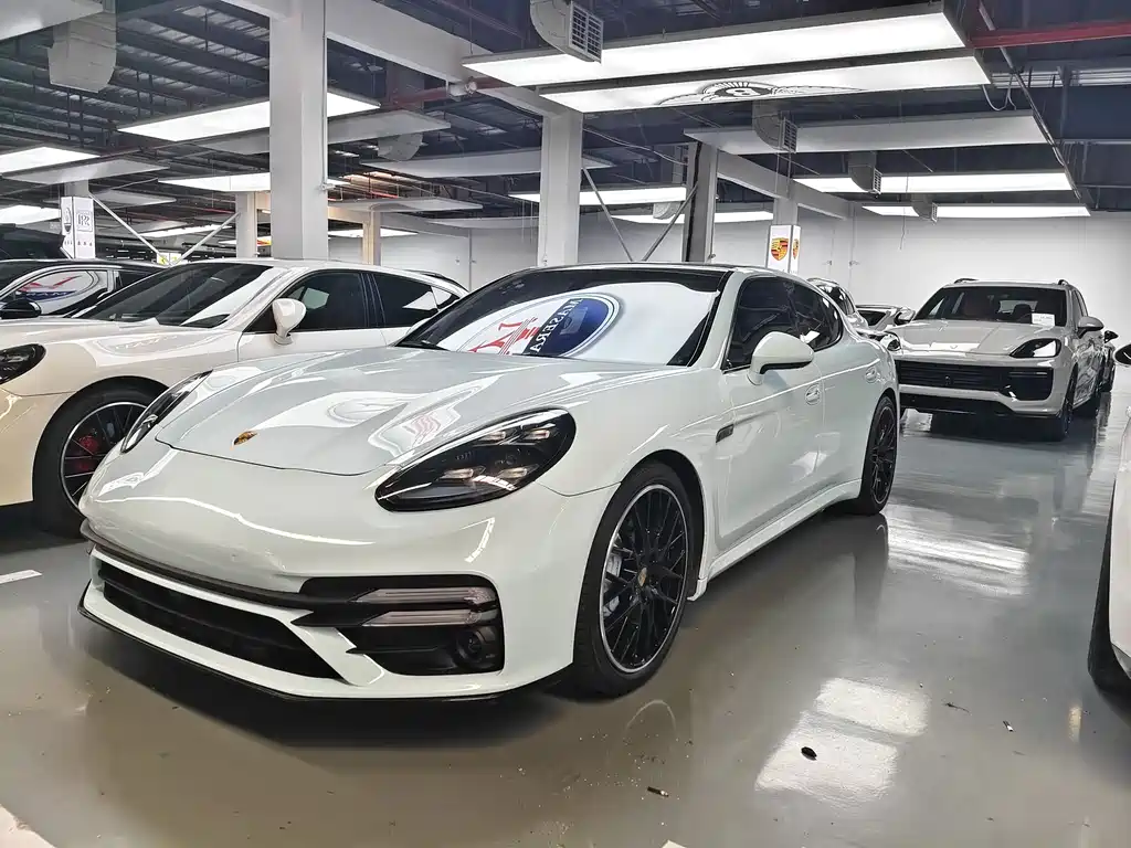Porsche Panamera 2013