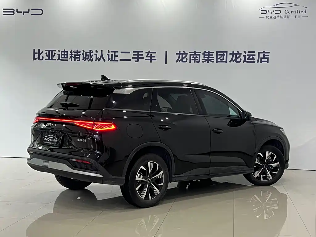 BYD Seal 05 DM-i 2025 — фото 12