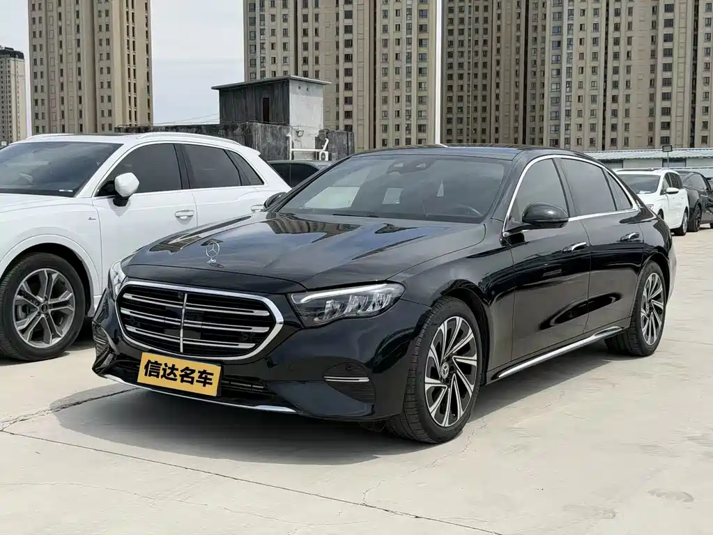 Mercedes-Benz E-Class 2024