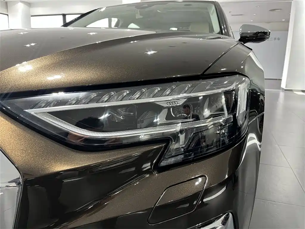 Audi A8 2026 — фото 17
