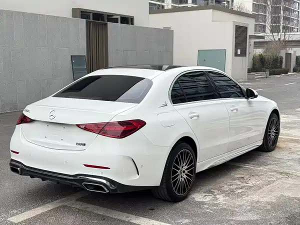 Mercedes-Benz C-Class 2025