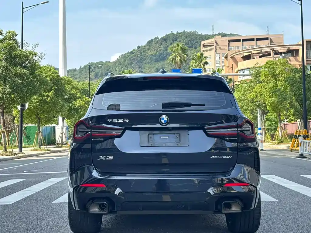 BMW X3 2022 — фото 9