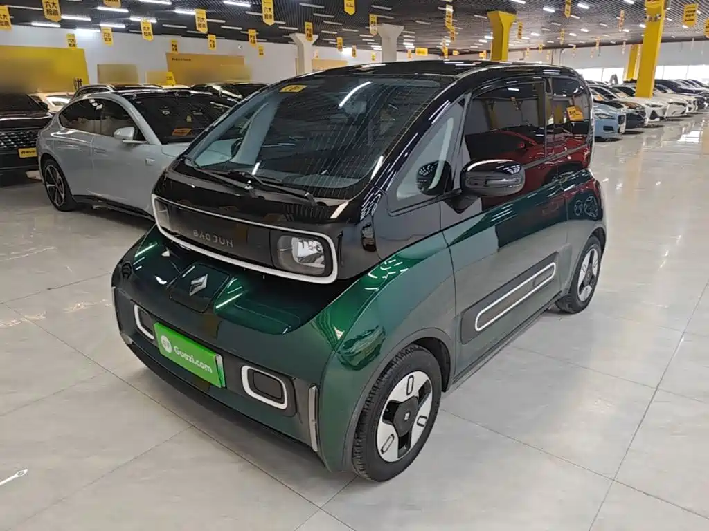 Baojun KiWi EV 2023 — фото 1