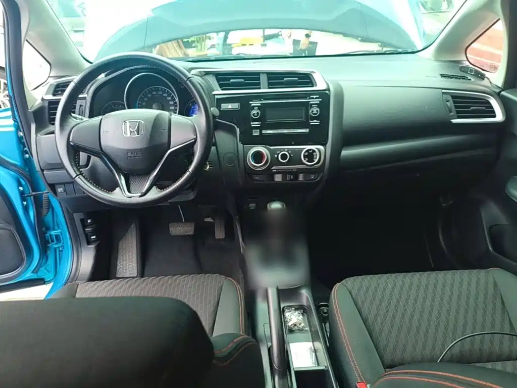 Honda Fit 2018 — фото 10