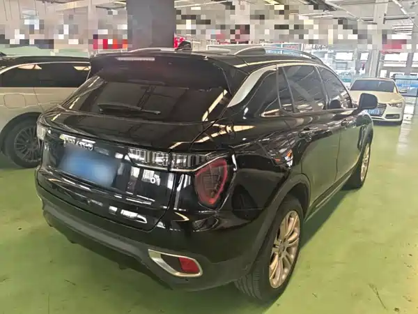 Lynk & Co 01 2017