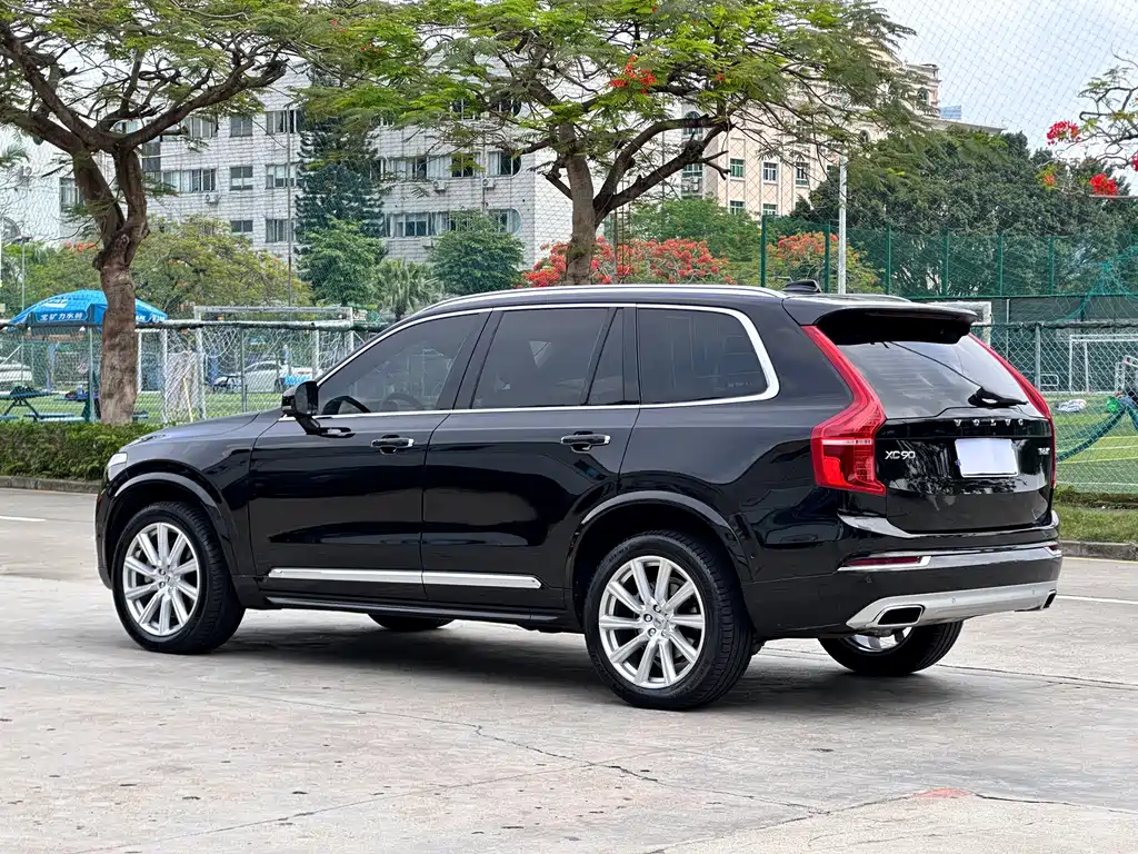 Volvo XC90 2018