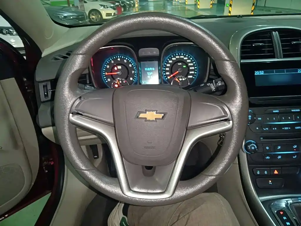 Chevrolet Malibu 2015 — фото 11