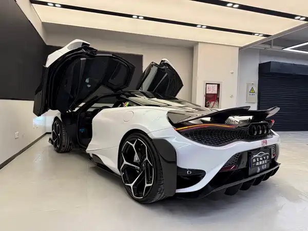McLaren 720S 2019