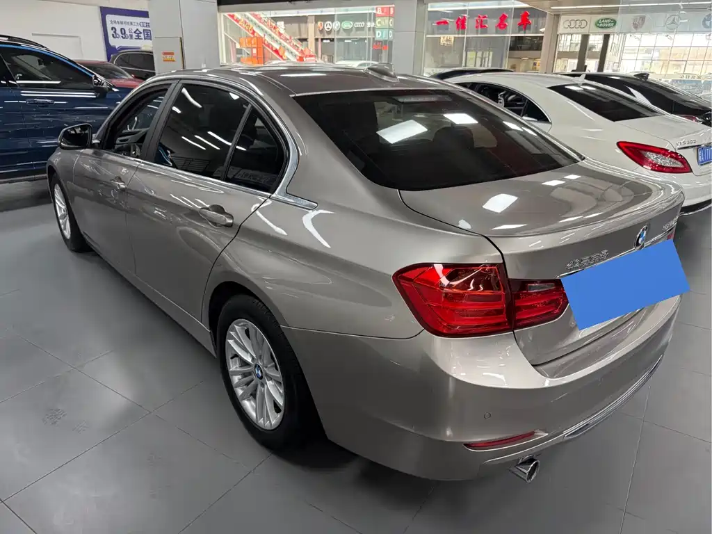 BMW 3 Series 2015 — фото 16