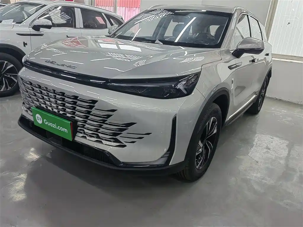 BAIC X7 2025 — фото 2