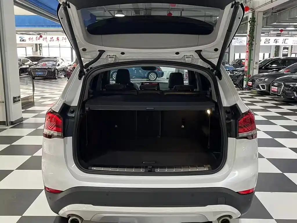 BMW X1 2023 — фото 18