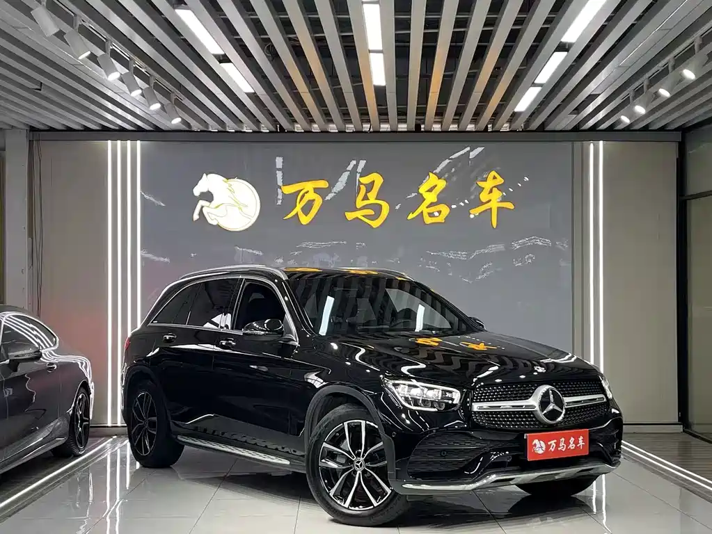 Mercedes-Benz GLC 2023