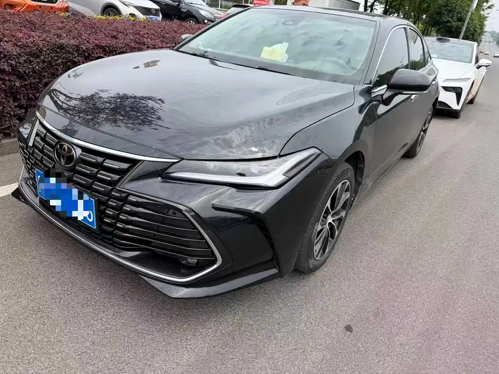 Toyota Avalon 2022 — фото 1