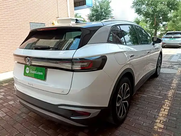 Volkswagen ID.4 X 2024