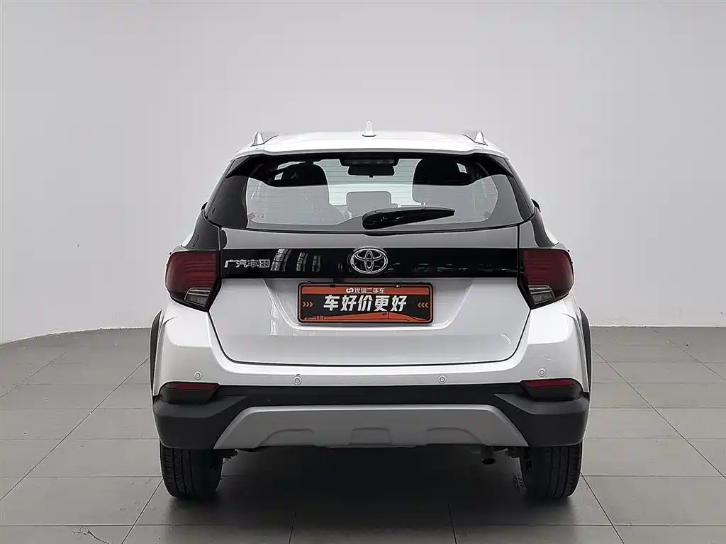 Toyota Yaris L 2020