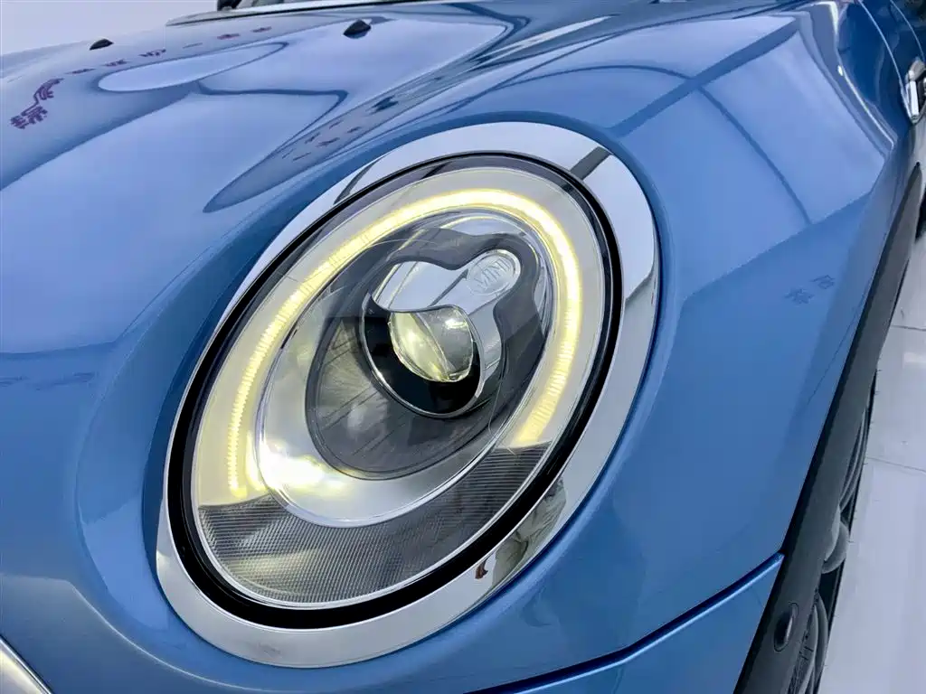 MINI Clubman 2018 — фото 6