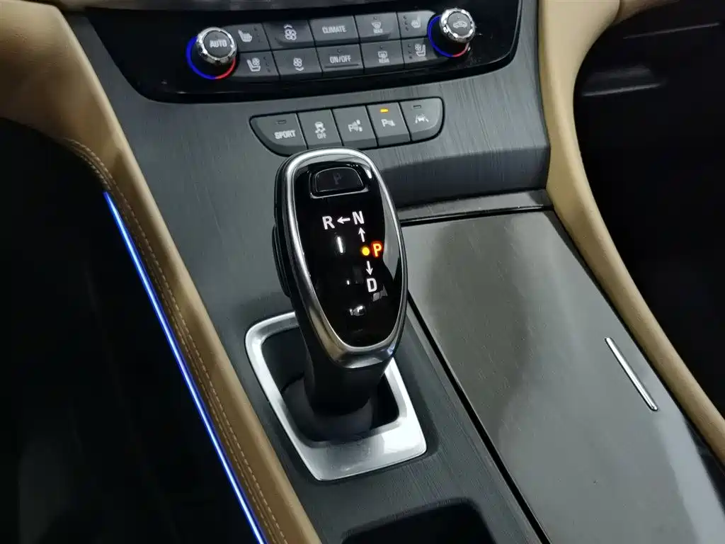 Buick LaCrosse 2020 — фото 13