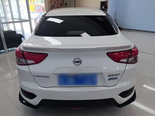 Nissan Bluebird 2020