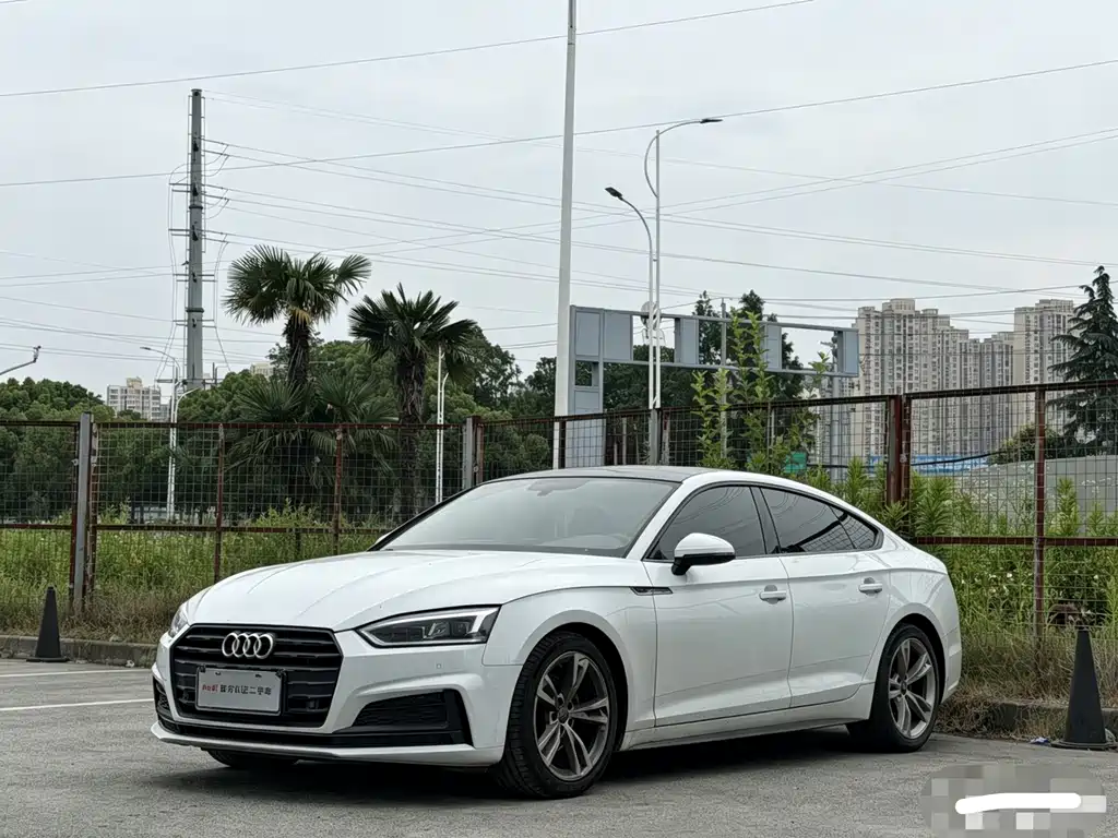 Audi A5 2020 — фото 1