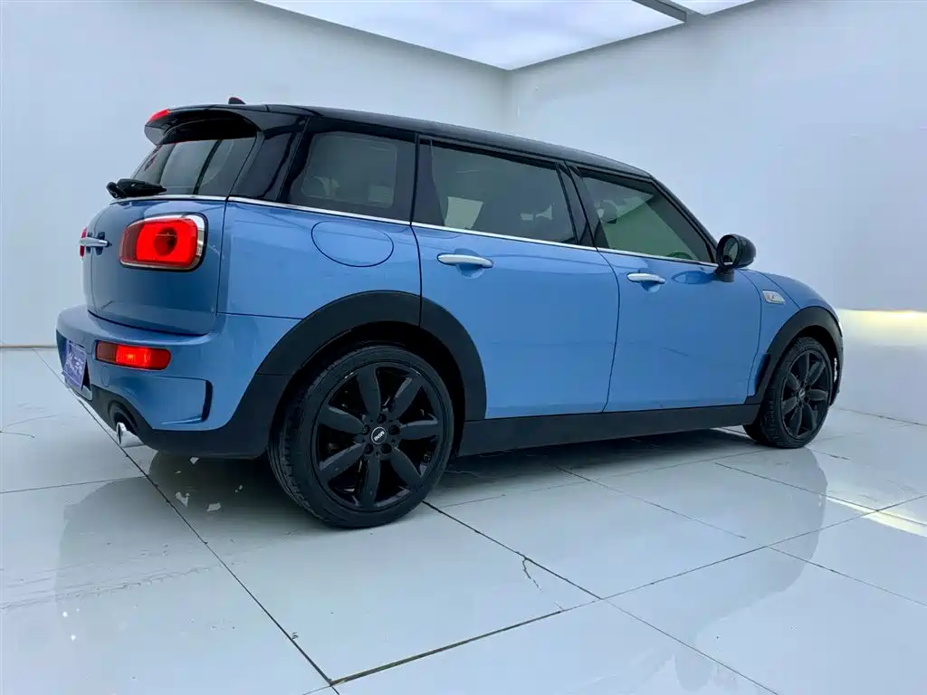 MINI Clubman 2018 — фото 5