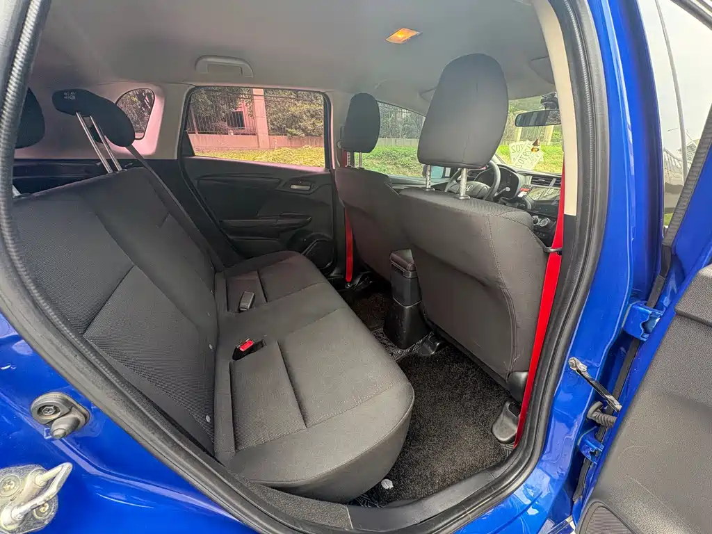 Honda Fit 2017 — фото 17