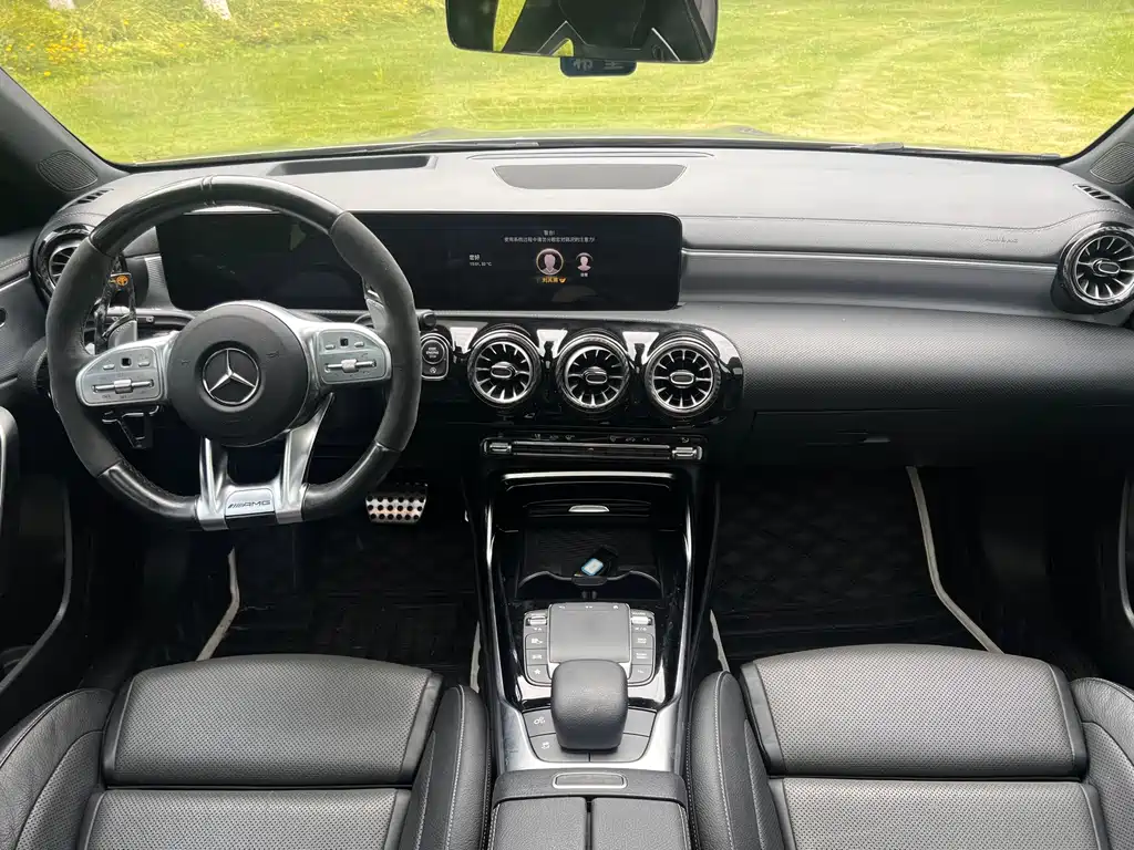 Mercedes-Benz A-Class AMG 2022 — фото 9
